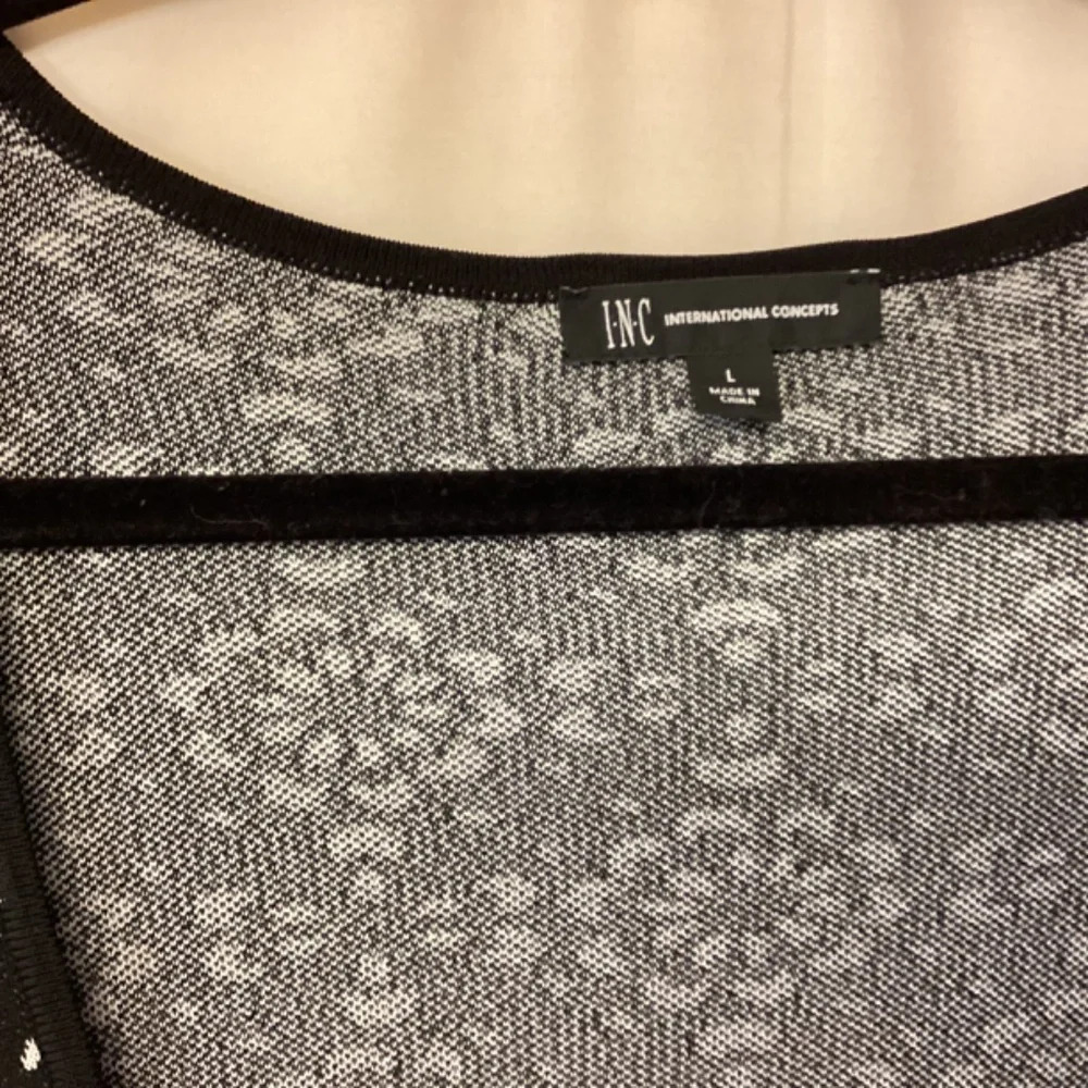 INC Sweater Geometric Floral Print Decorative Tie Front Scoop Neck Womens SZ L - Picture 2 of 8